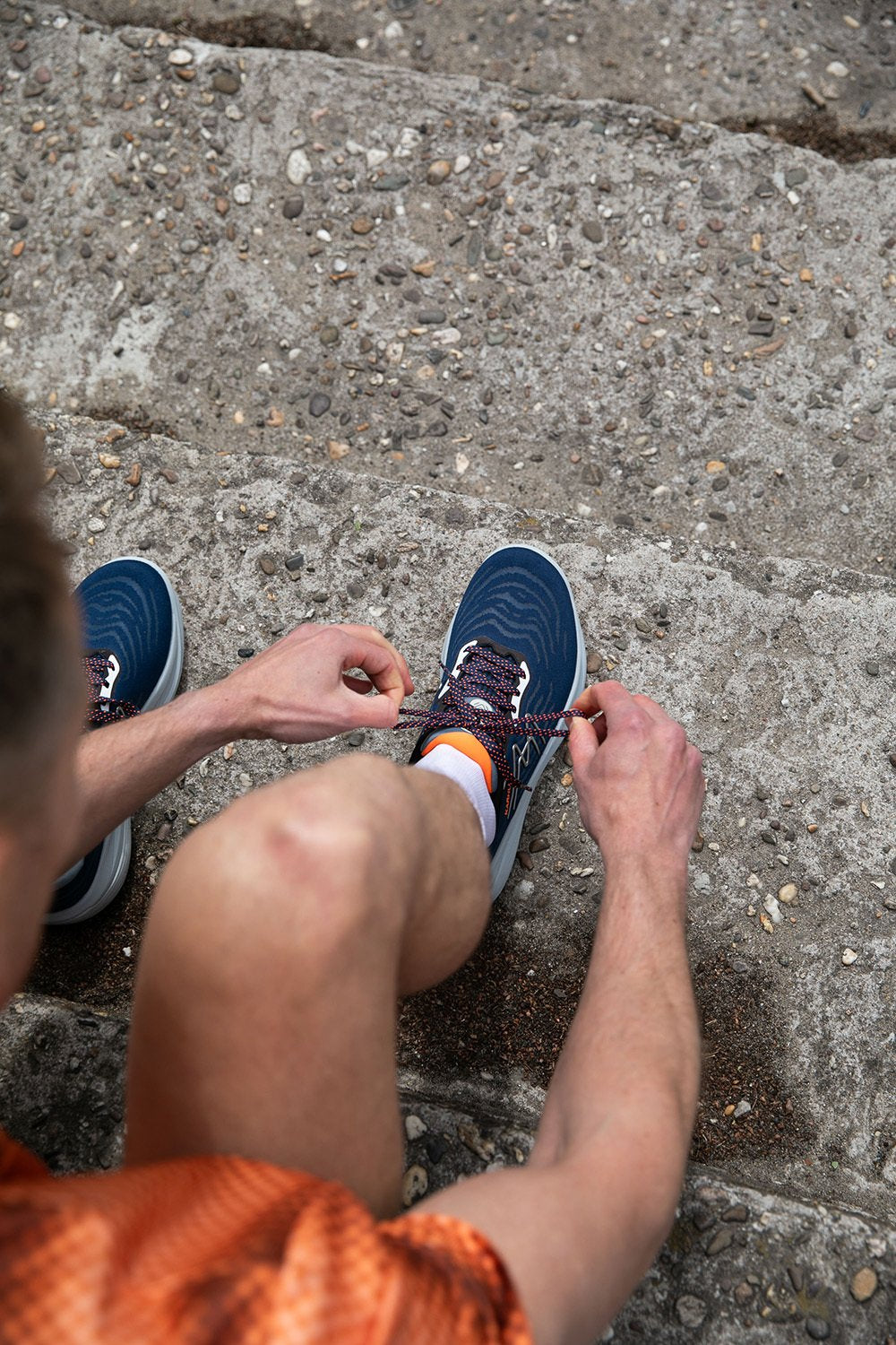 KARHU Men's Ikoni 3.0 - Titan / Shocking Orange | Running Shoe